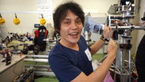 【ロボット動画】人型ロボットはここまで来た！バトロイド搭乗体験で胸熱！